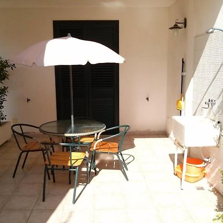 Appartement Dimora Liccisa à Torre Lapillo Chambre photo