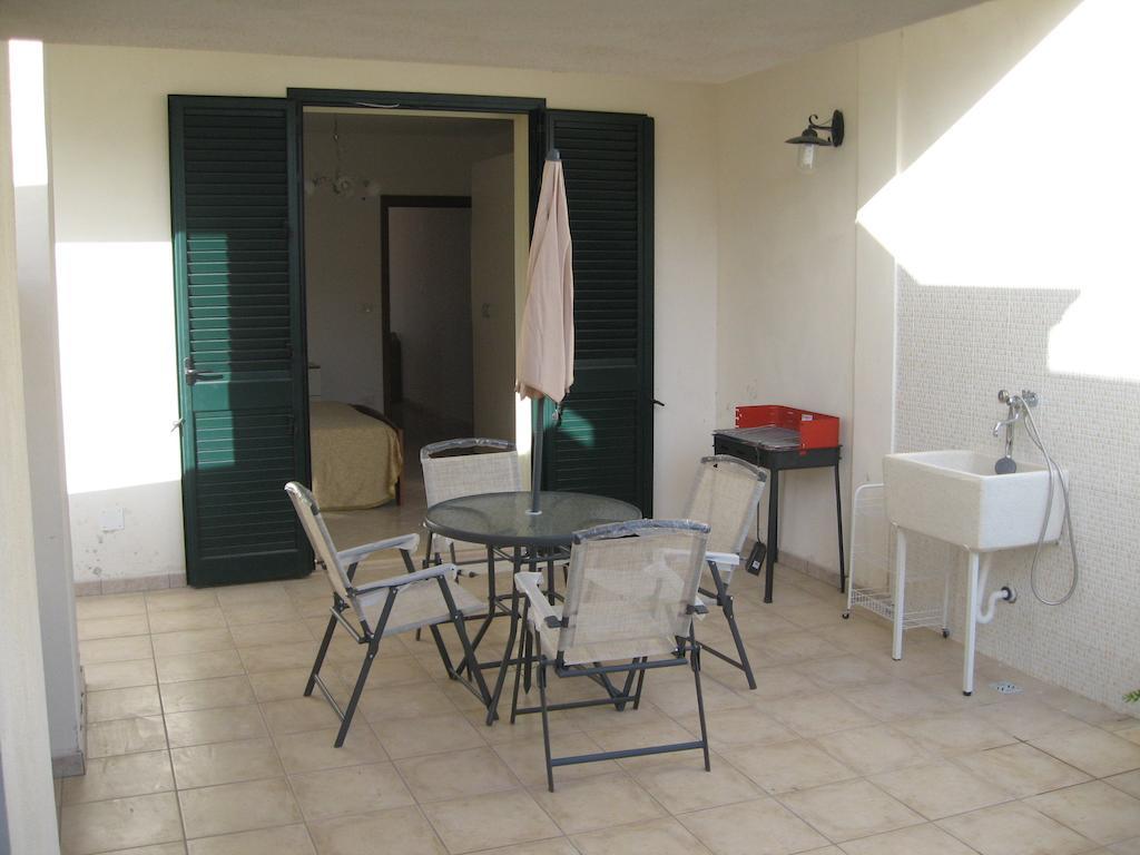 Appartement Dimora Liccisa à Torre Lapillo Chambre photo