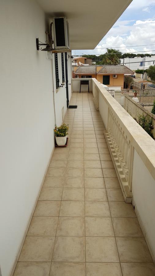 Appartement Dimora Liccisa à Torre Lapillo Extérieur photo